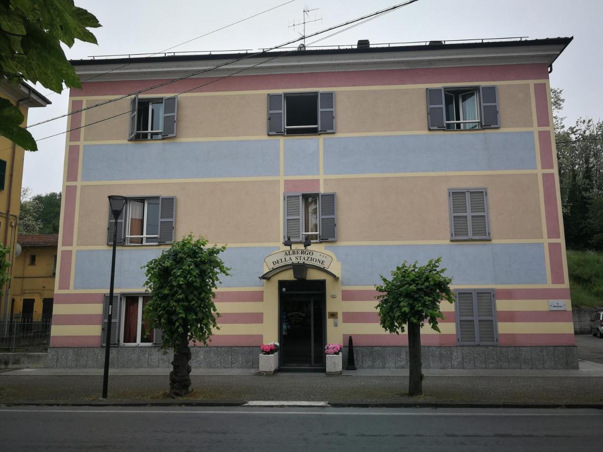 Albergo Della Stazione Cairo Montenotte Kültér fotó