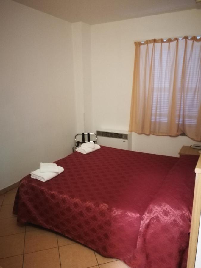 Albergo Della Stazione Cairo Montenotte Szoba fotó