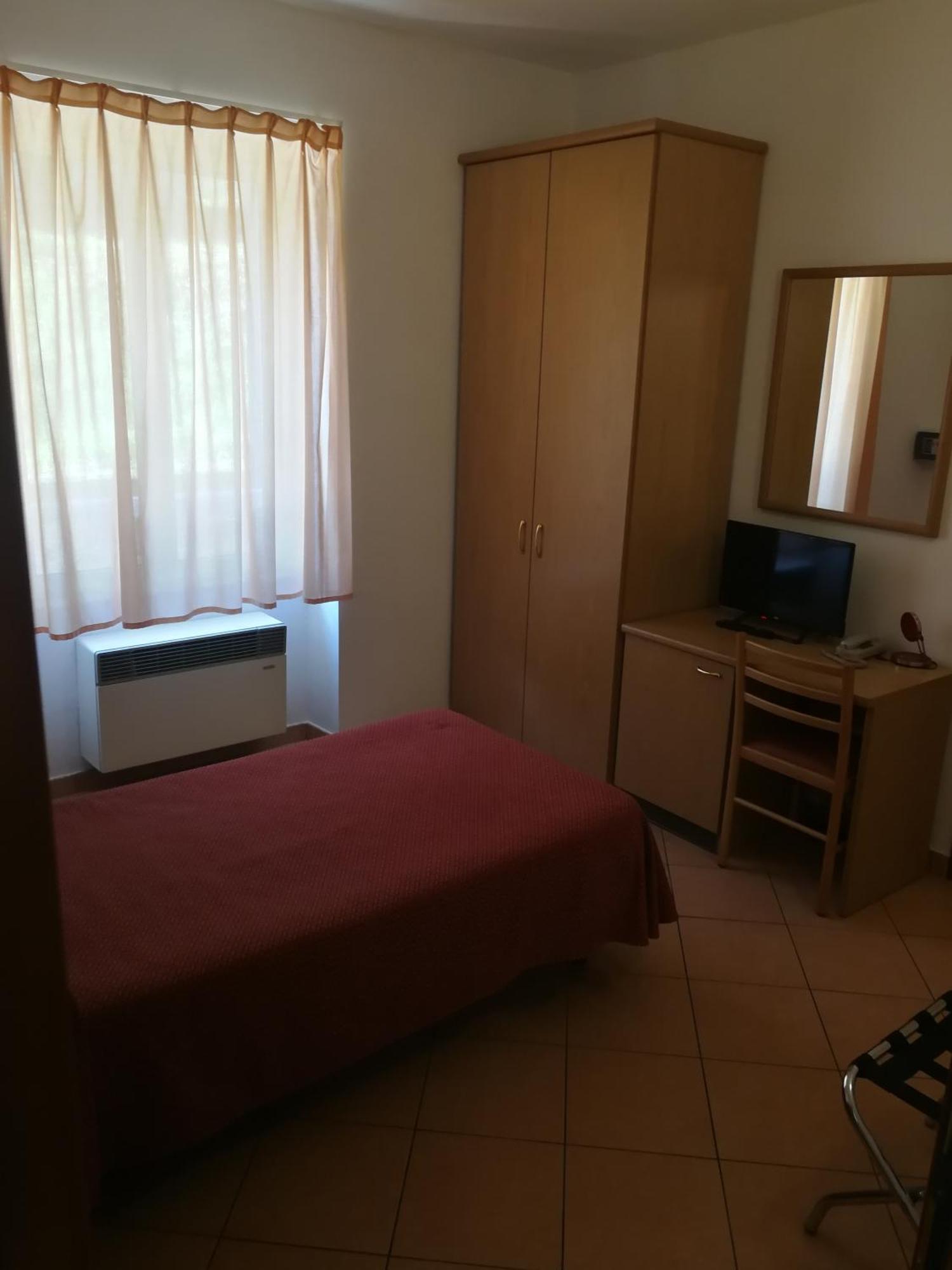 Albergo Della Stazione Cairo Montenotte Szoba fotó